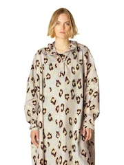 Ilse Jacobsen Leopard Print Waterproof Poncho - Image 3 of 9