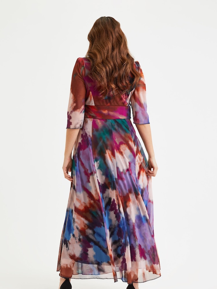 Rot Multiblümchen - Scarlett & Jo Float Isabelle Curve Angel Sleeve Maxi Dress - Bild 4 von 4 Rot Multiblümchen - Scarlett & Jo Float Isabelle Curve Angel Sleeve Maxi Dress - Bild 4 von 4