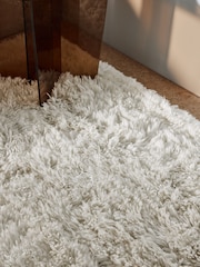 MADE.COM White Rectangular Dala Shaggy Berber Wool Rug - Image 3 of 5