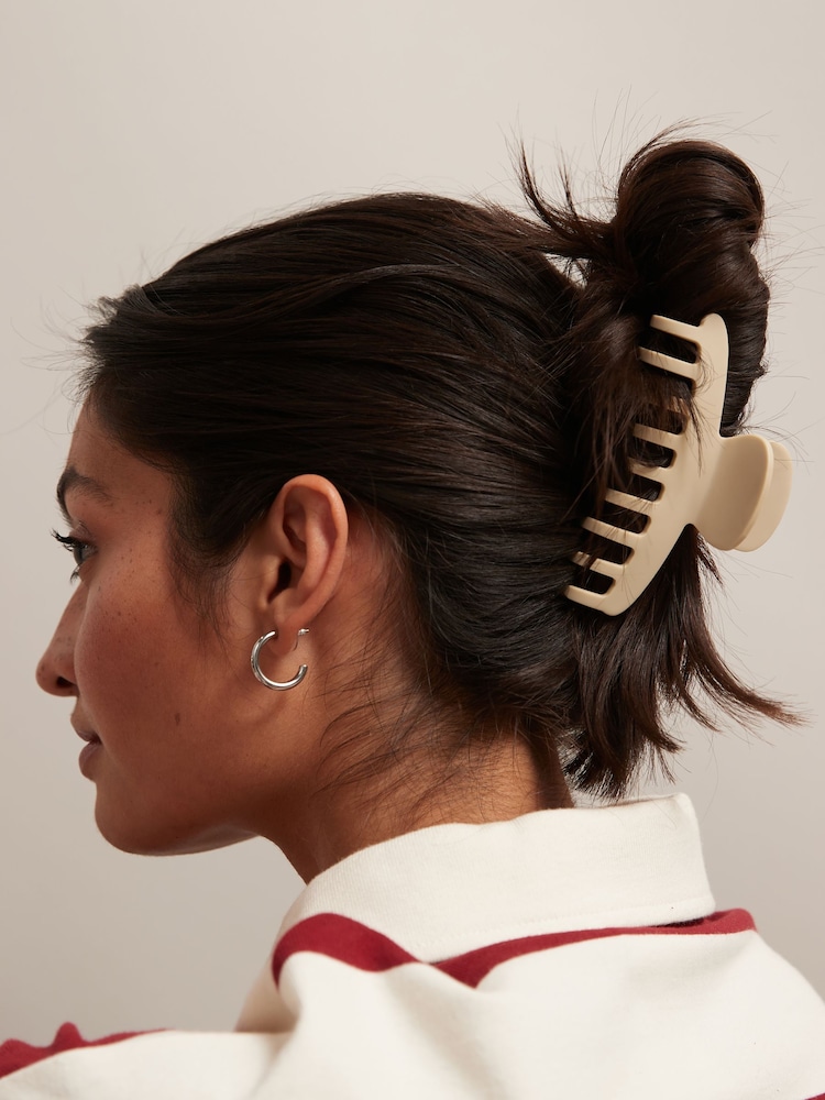 Cream Matte Claw Hair Clip - Image 1 of 2