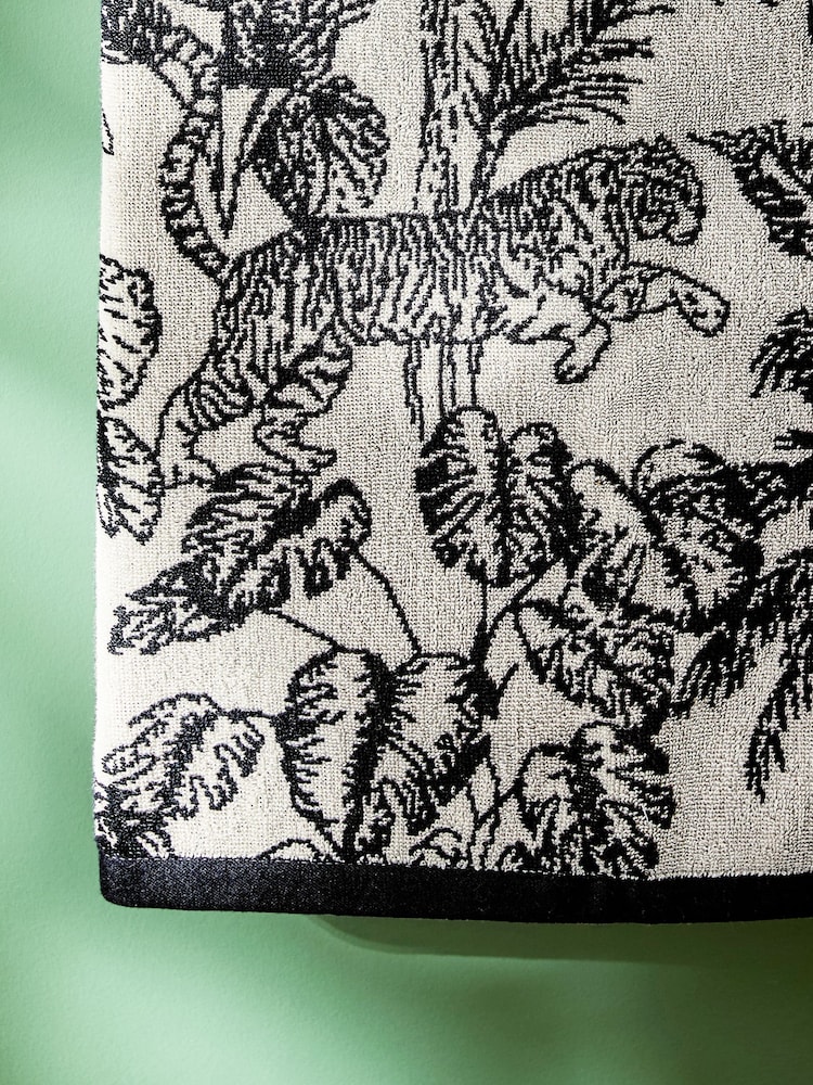 Monochrome Safari 100% Cotton Towel - Image 4 of 4