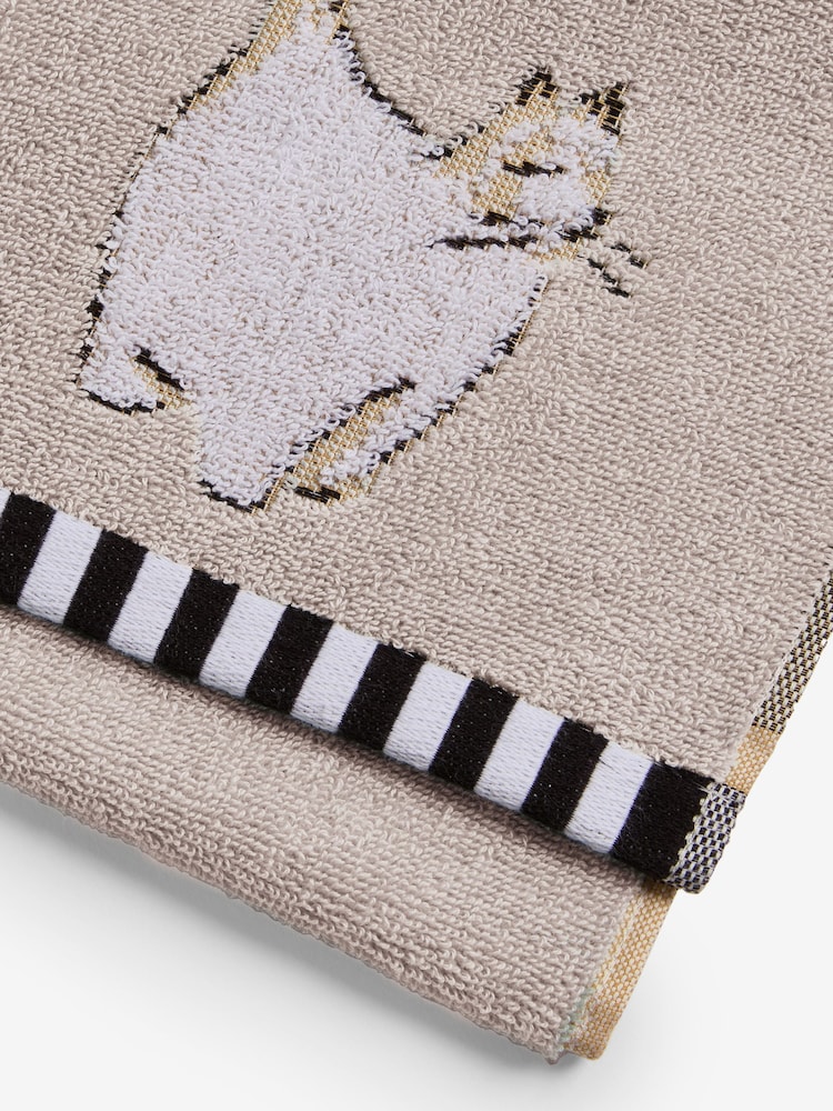 Natural Chester Cat 100% Cotton Towel - Image 4 of 4