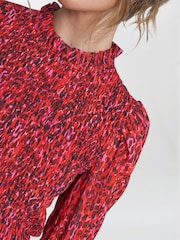 Gina Bacconi Rotes Thea Sheered Langarmkleid - Bild 4 von 6