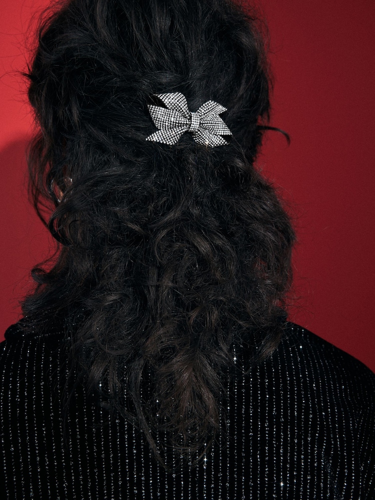 Silberfarben - Haarclips mit Schleife und weihnachtlichem Design - Bild 6 von 6