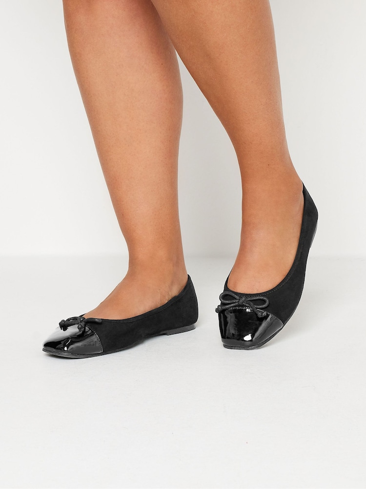 Negro - Zapatos de ballet con puntera cincelada y corte extraancho de Yours Curve - Imagen 1 de 4 Negro - Zapatos de ballet con puntera cincelada y corte extraancho de Yours Curve - Imagen 1 de 4