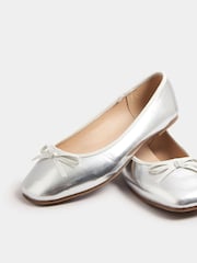 Yours Curve Silver Extra Wide Fit Chiselled Toe Cap Ballet Shoes - Image 4 of 5