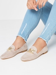 Naravni - Yours Curve Wide Fit Chain Detail Closed Back Loafers - Slika 1 iz 5