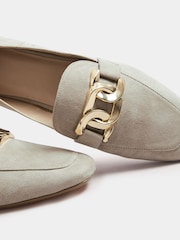Naravni - Yours Curve Wide Fit Chain Detail Closed Back Loafers - Slika 5 iz 5