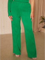 Chi Chi London Green Elasticated Waist Swirl Plisse Trousers - Image 2 of 4