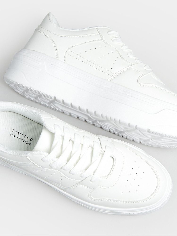 Yours Curve Super Chunky Trainers In Extra Wide EEE Fit - Imagen 5 de 5 Yours Curve Super Chunky Trainers In Extra Wide EEE Fit - Imagen 5 de 5