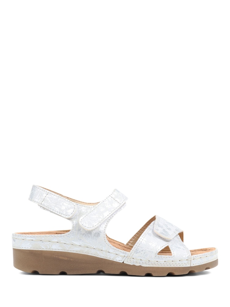 Pavers White Pavers Touch Fasten Black Sandals - Image 3 of 6