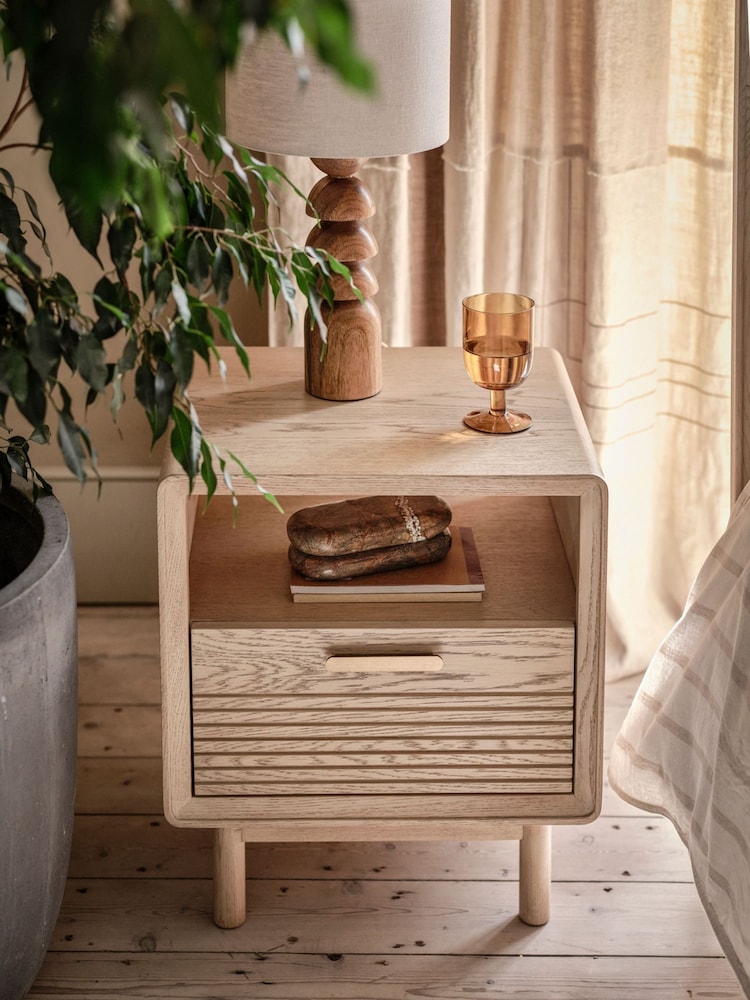 Willis & Gambier Harper 1 Drawer Bedside Table - Image 2 of 8 Willis & Gambier Harper 1 Drawer Bedside Table - Image 2 of 8