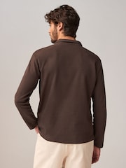 Marron chocolat - Manches longues Gaufré Texturé 100Polos en coton - Image 4 of 7