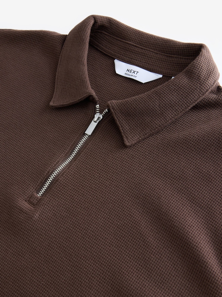 Marron chocolat - Manches longues Gaufré Texturé 100Polos en coton - Image 6 of 7