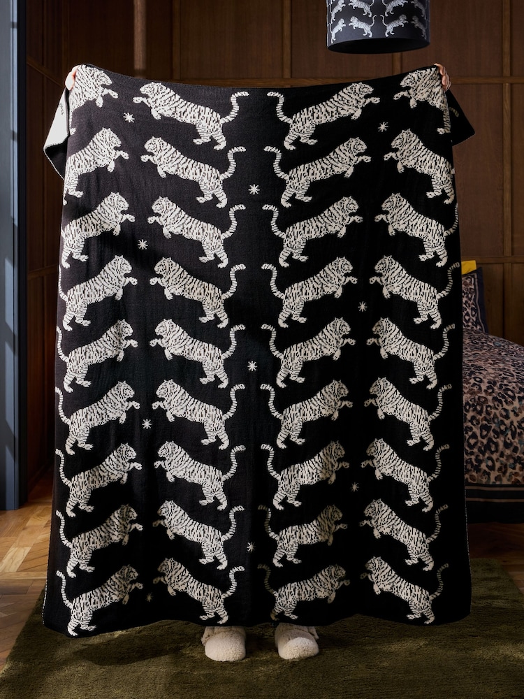 Black Tiger Knit Throw - Image 2 of 5