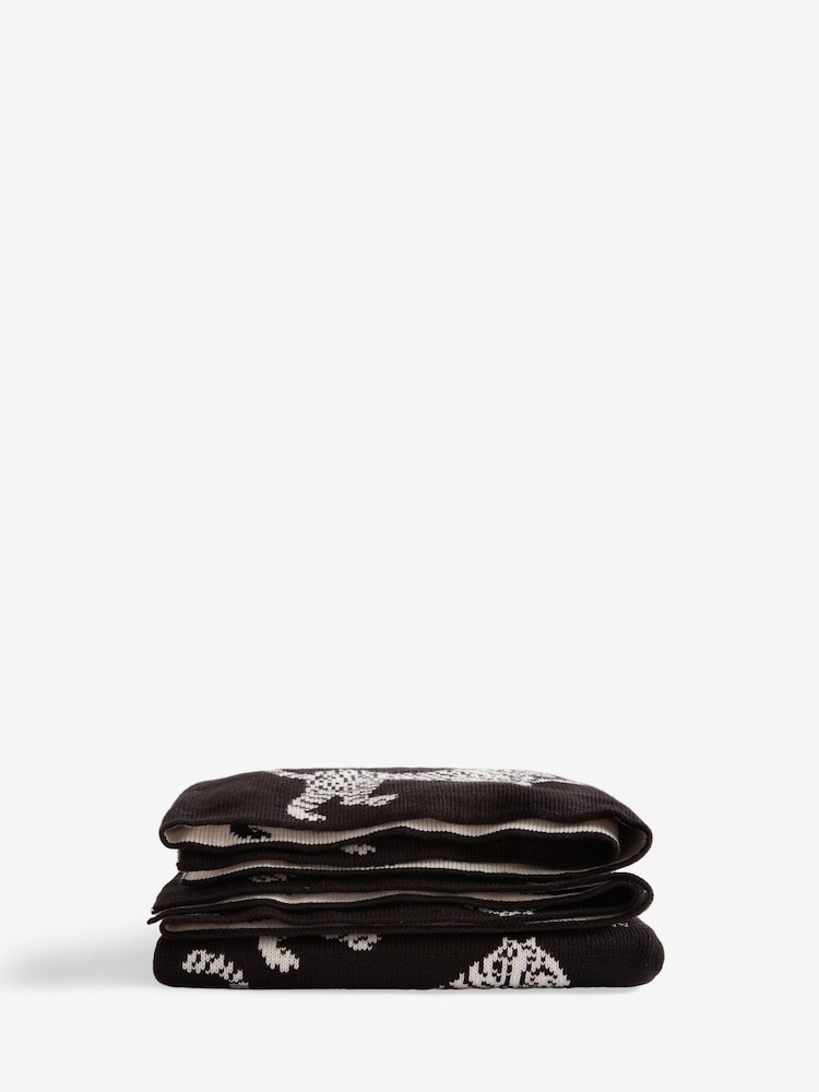 Black Tiger Knit Throw - Image 5 of 5