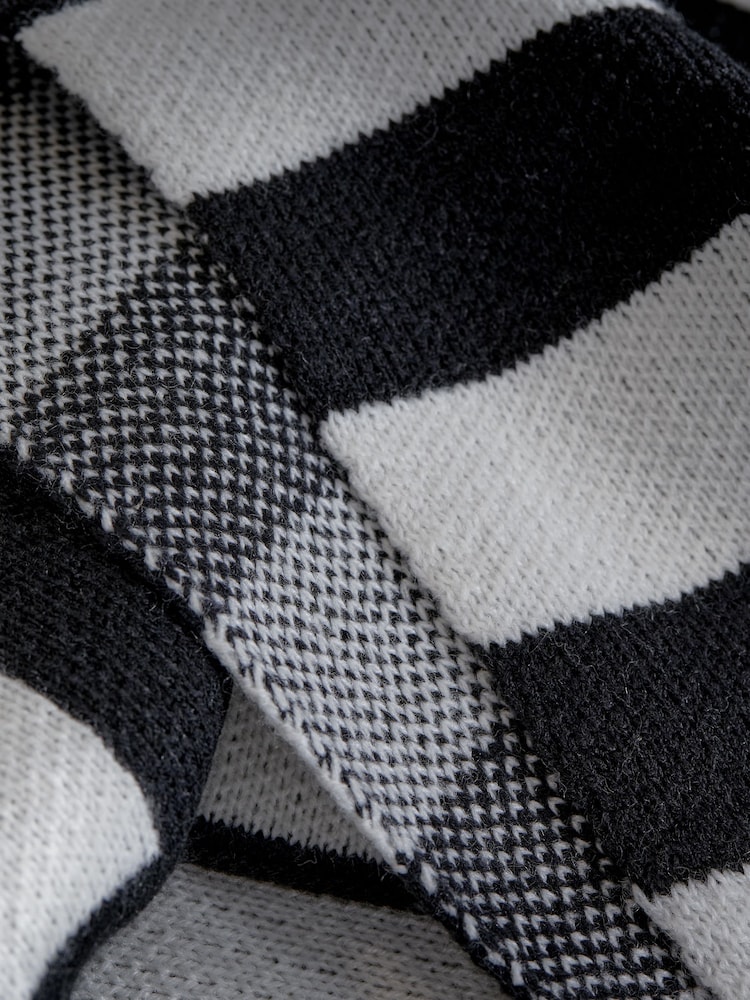 Black No Riff Raff Slogan Throw - Image 2 of 5