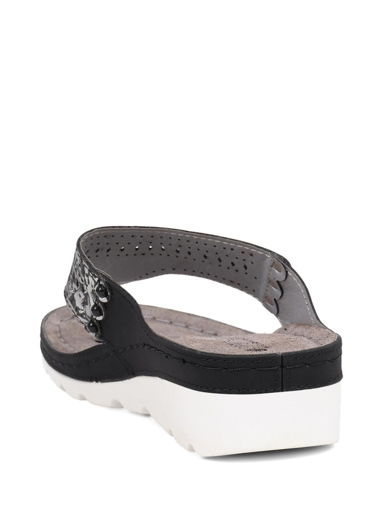 Negro - Pavers Leather T Bar Black Sandals - Imagen 2 de 5 Negro - Pavers Leather T Bar Black Sandals - Imagen 2 de 5