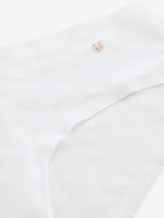 Victoria's Secret White Hipster Knickers - Image 2 of 3