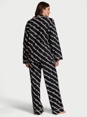 Victoria's Secret Black Ribbon Script Flannel Long Pyjama Set - Image 2 of 4