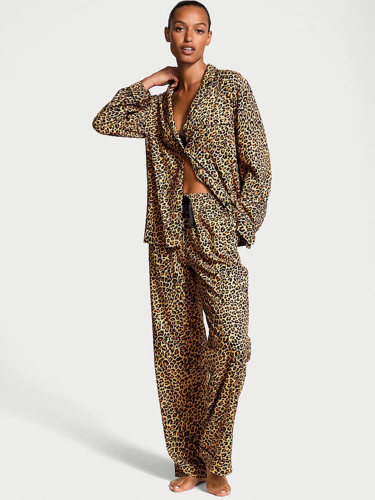 Victoria's Secret New Glam Leo Flannel Long Pyjama Set - Image 2 of 3