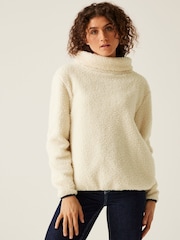 Regatta White Ria Over The Head Fleece - Image 1 of 6