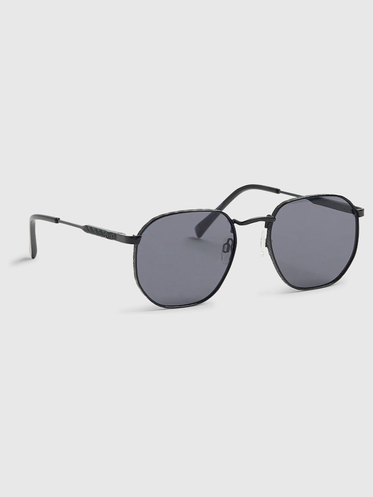 River Island Monogram Hexagon Smoke Lens Sunglasses - Bilde 2 av 4
