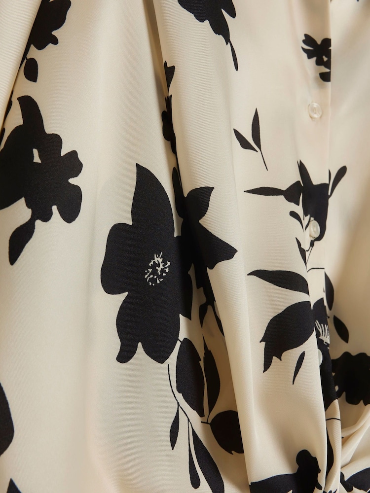 River Island Cream Floral Wrap Shirt - Image 4 of 4
