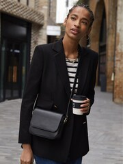 Baukjen Patty Black Blazer with Lenzing™ Ecovero™ - Image 2 of 4