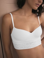 White Ultimate Comfort Light Pad Non Wire Lace Trim Bra A-D - Image 7 of 11