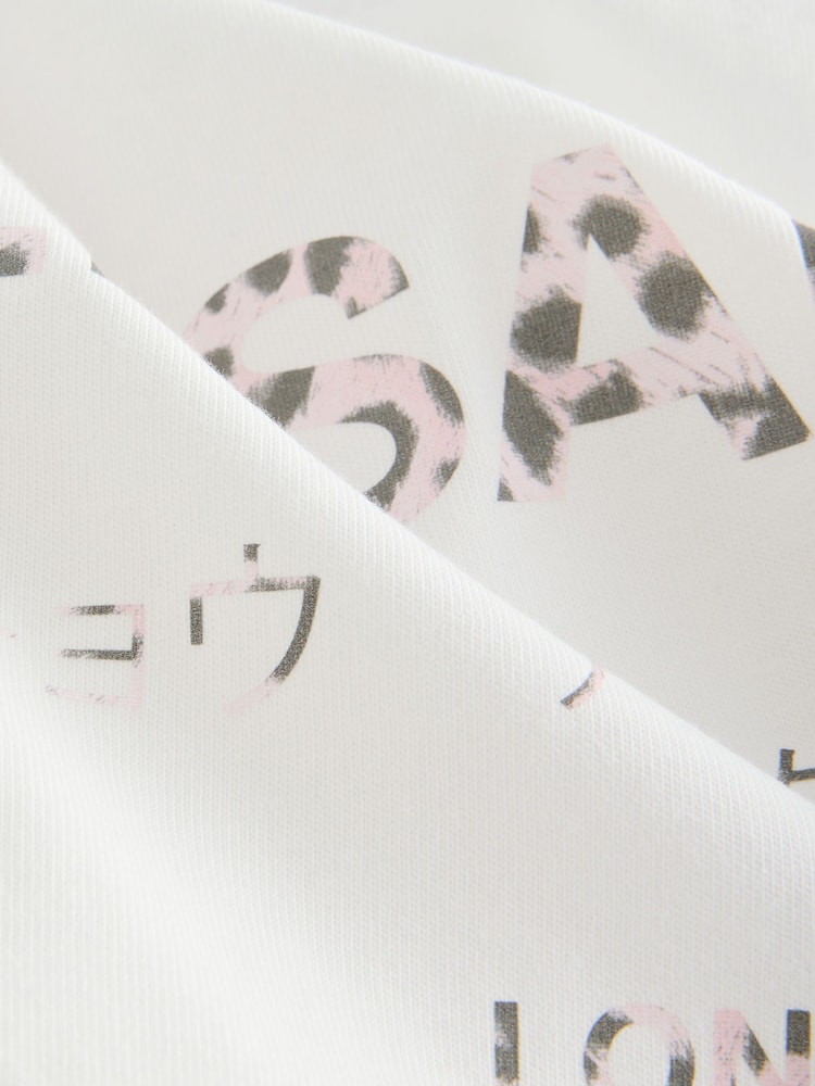 Leopardo blanco/rosa - Camiseta oversize de cuello redondo para niña Underground de smALLSAINTS - Imagen 9 de 9 Leopardo blanco/rosa - Camiseta oversize de cuello redondo para niña Underground de smALLSAINTS - Imagen 9 de 9