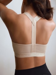 Песочный - Укороченный топ с низкой степенью поддержки Active Sports Ultimate Comfort - Image 3 of 10