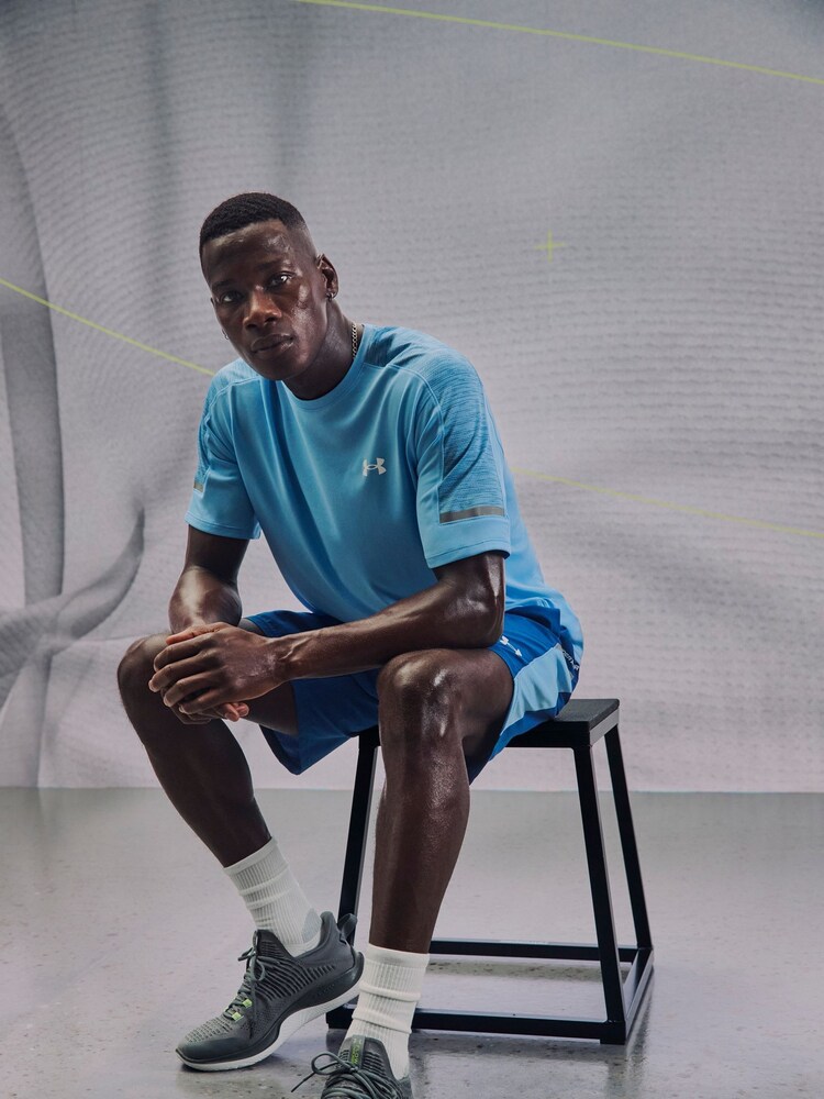 رمادي/أصفر - Under Armour Flow Dynamic Trainers - Image 4 of 13