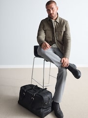أسود - Signature Oily Leather Holdall Bag - صورة 3 من 8