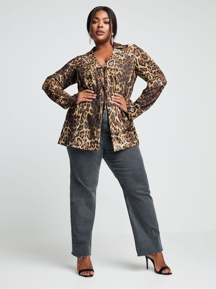 Yours Curve – Oberteil mit Leopardenmuster und Bindeband vorne - Bild 2 von 5 Yours Curve – Oberteil mit Leopardenmuster und Bindeband vorne - Bild 2 von 5