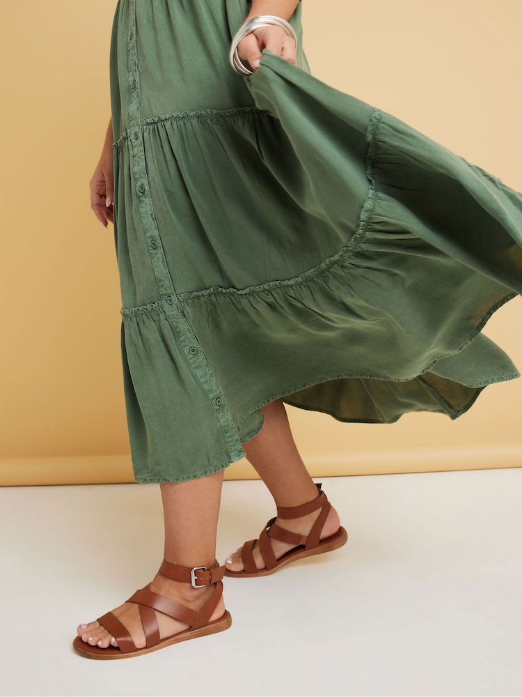 Yours Curve Green 100% Cotton Short Sleeve Tiered Chambray Midi Dress - Image 4 of 5