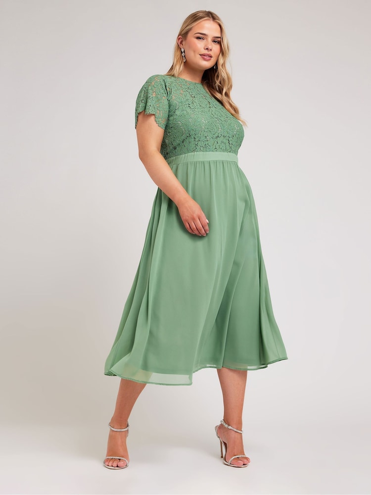 Yours Curve Green Lace Sweetheart Midi Dress - Image 1 of 5 Yours Curve Green Lace Sweetheart Midi Dress - Image 1 of 5