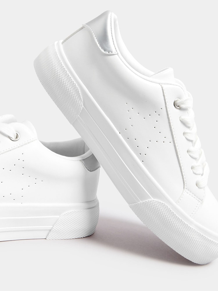 Yours Curve Extra širok kroj Star Cut Out Trainers - Slika 5 iz 5 Yours Curve Extra širok kroj Star Cut Out Trainers - Slika 5 iz 5