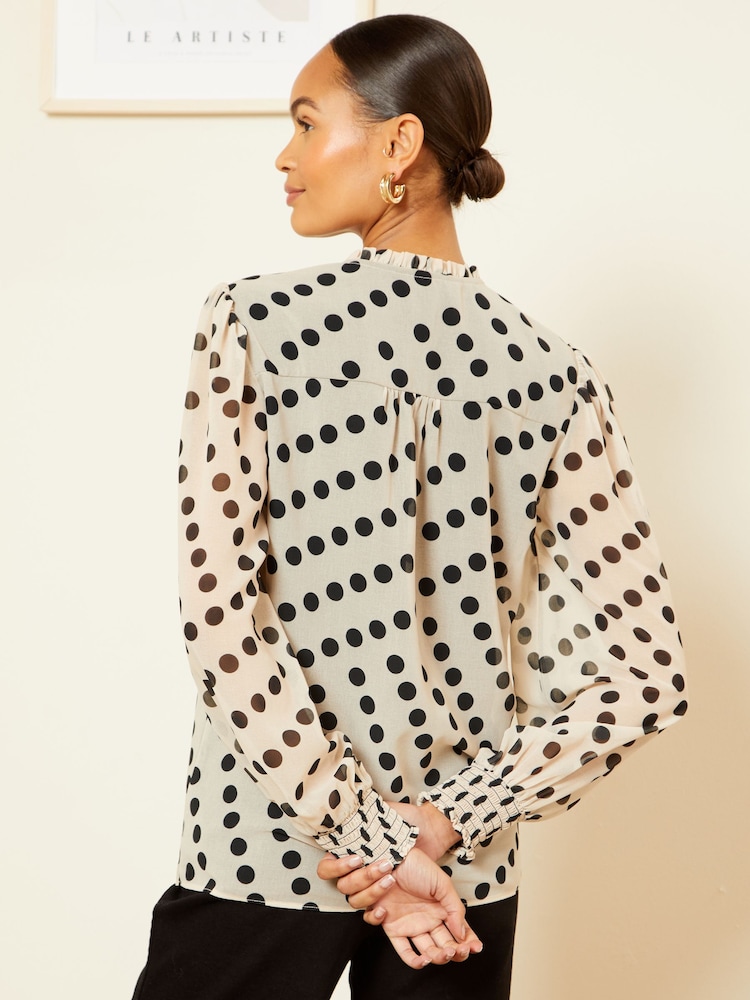 Love & Roses Ivory Spot Petite V Neck Printed Blouse - Image 2 of 4