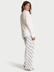 Victoria's Secret White Script Long Sleeve T-Shirt Flannel Pyjama Set - Image 2 of 4