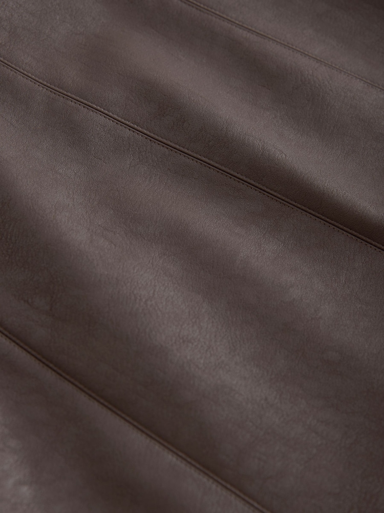 Maro - Midi Fuste canelat din imitație de piele - Imaginea 7 din 7 Maro - Midi Fuste canelat din imitație de piele - Imaginea 7 din 7