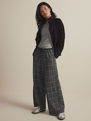 Schwarz - Boucle Sparkle Hose mit weitem Bein und Karomuster - Bild 2 von 8