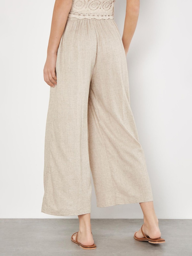 Apricot Natural Pleat Linen 3/4 Palazzo Trousers - Image 4 of 4 Apricot Natural Pleat Linen 3/4 Palazzo Trousers - Image 4 of 4