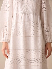 Ro&Zo White Mixed Broderie Midi Dress - Image 6 of 7