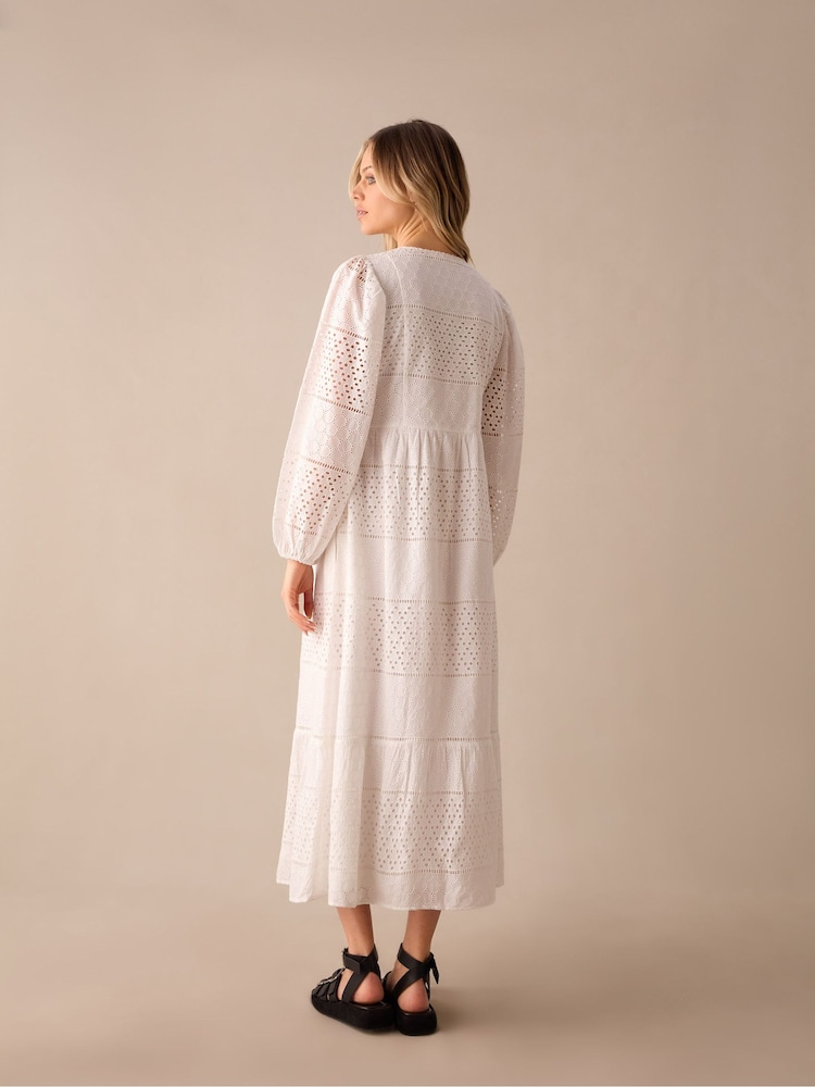 Ro&Zo White Mixed Broderie Midi Dress - Image 7 of 7