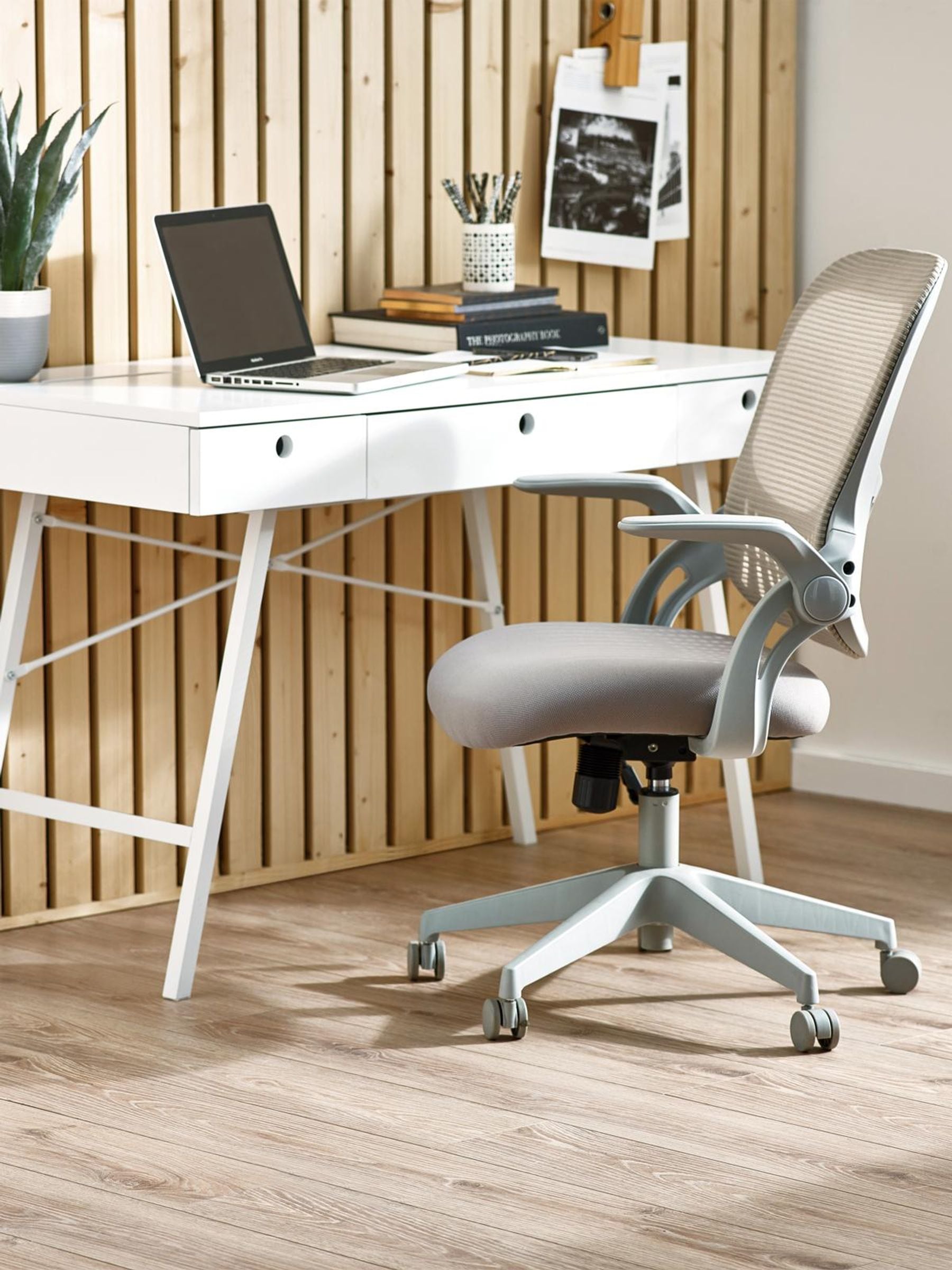 Julian Bowen Juno Grey Office Chair - Ergonomic Mesh Back - Adjustable Height & Tilt - Image 6