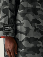 Regatta Grey Adult Waterproof Changing Robe - Image 6 of 8