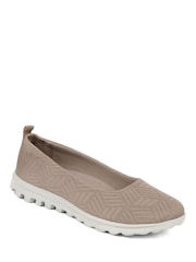 Pavers Memory Foam Pumps - Image 2 of 5