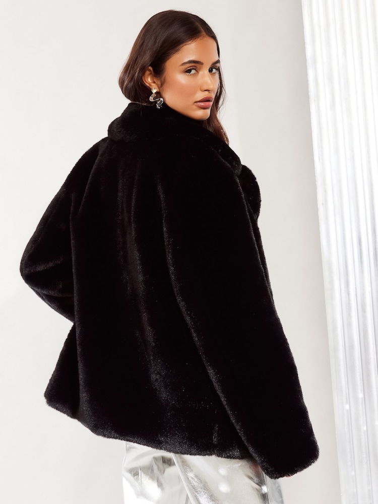 Friends Like These Black Faux Fur Short Plush Coat - Image 4 of 4 Friends Like These Black Faux Fur Short Plush Coat - Image 4 of 4