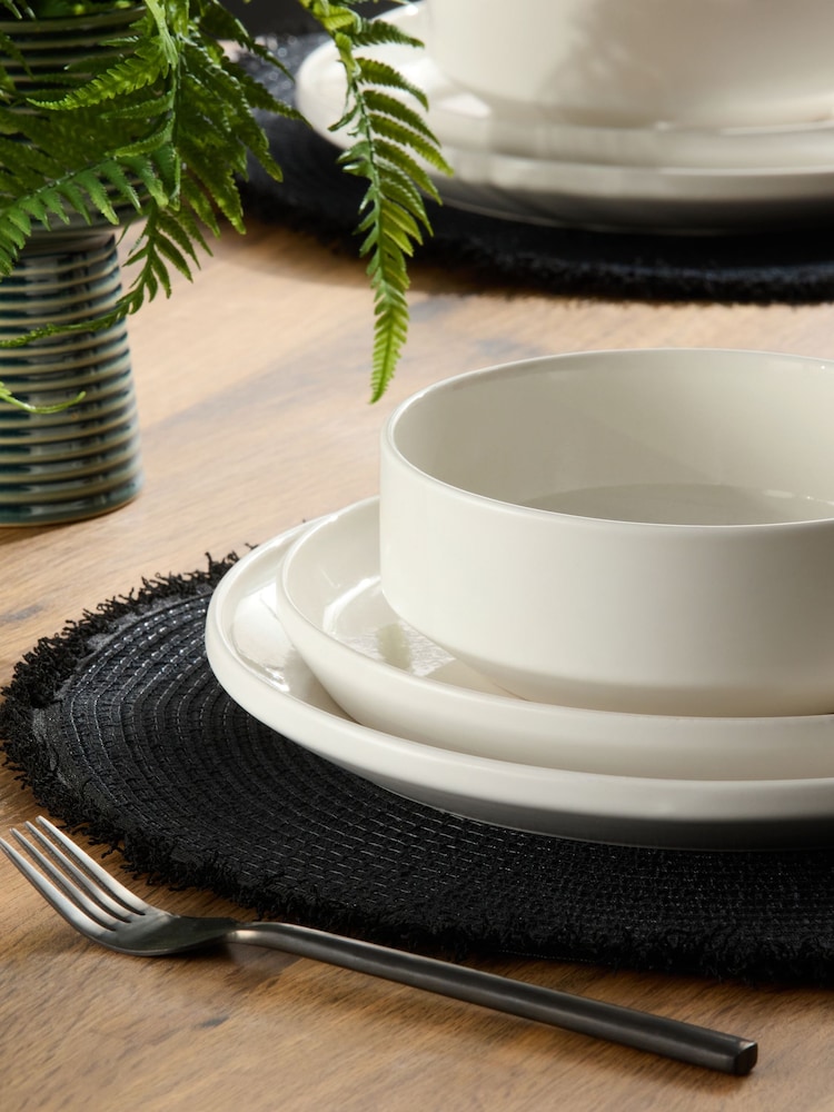 12 Piece New York Dinner Set - Image 2 of 5 12 Piece New York Dinner Set - Image 2 of 5